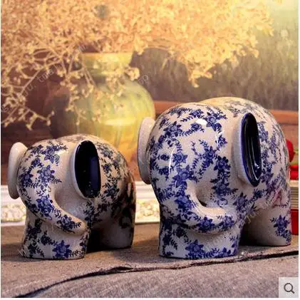 Blue and white ceramic elephant statue home decor crafts room decoration ceramic kawaii ornament porcelain animal figurines
Blue and white ceramic elephant statue home decor crafts room decoration ceramic kawaii ornament porcelain animal figurines