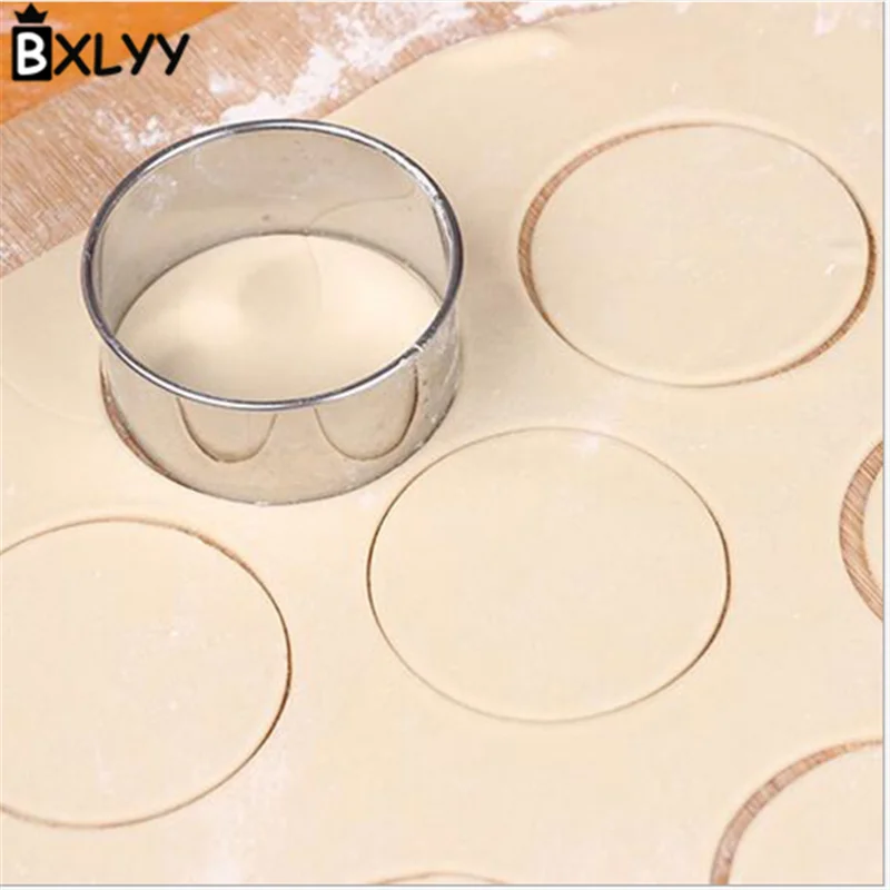BXLYY Stainless Steel Cut Dumplings Skin Mold Kitchen Folder Mold Dumplings Artifact DIY Christmas Decoration Party Supplies .7z
BXLYY Stainless Steel Cut Dumplings Skin Mold Kitchen Folder Mold Dumplings Artifact DIY Christmas Decoration Party Supplies .7z