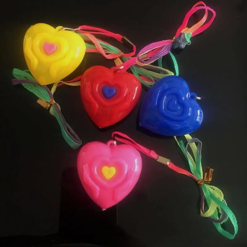 Love Heart Flashing Necklace Glowing Pendants Children Girls Toy Blinking Glow Concert Birthday Party Supplies Gift Props
Love Heart Flashing Necklace Glowing Pendants Children Girls Toy Blinking Glow Concert Birthday Party Supplies Gift Props