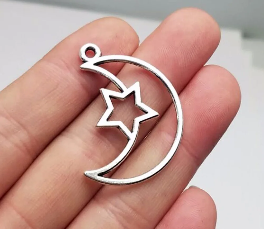 15pcs/Lot--24x35mm Antique Silver Plated Star Moon Charms Pendants For Diy Necklace Earring Supplies Jewelry Making Accessories
15pcs/Lot--24x35mm Antique Silver Plated Star Moon Charms Pendants For Diy Necklace Earring Supplies Jewelry Making Accessories