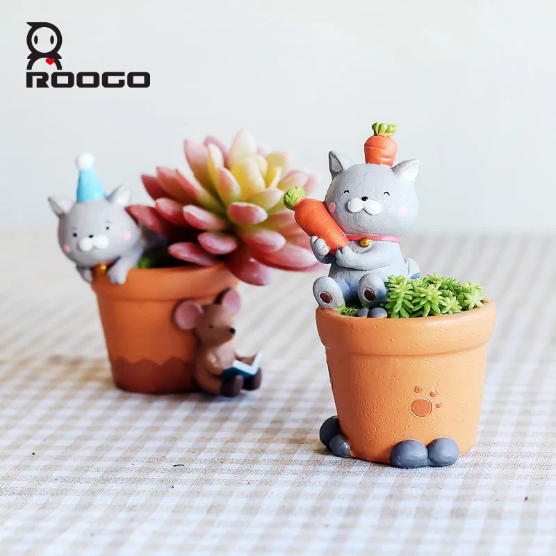 ROOGO Mini Cartoon Cat Flowerpot Miniature Cat Design Plant Container Succulent Pots for Home Desktop Garden
ROOGO Mini Cartoon Cat Flowerpot Miniature Cat Design Plant Container Succulent Pots for Home Desktop Garden