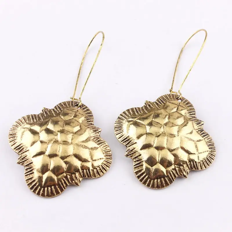 ZWPON 2019 New Vintage Gold Textured Honeycomb Quatrefoil Drop Earrings for Women Fashion Large Earrings Jewelry Wholesale
ZWPON 2019 New Vintage Gold Textured Honeycomb Quatrefoil Drop Earrings for Women Fashion Large Earrings Jewelry Wholesale