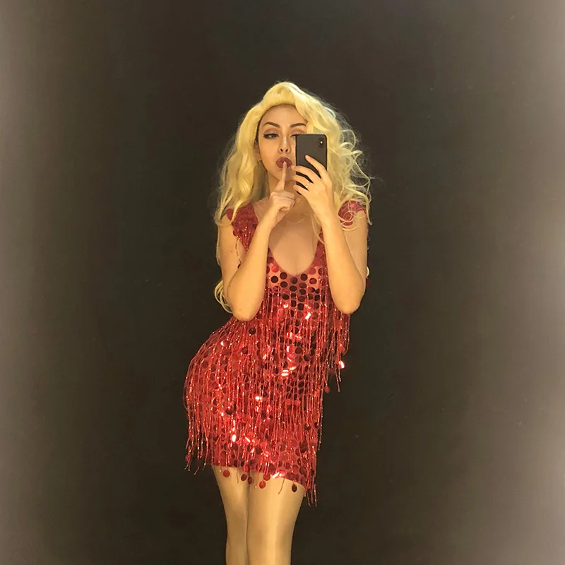 new Sparkly red Fringes Rhinestones dress Women Stage sequines Dance Costume Nightclub Dance woman Singer Show Bright dresses
new Sparkly red Fringes Rhinestones dress Women Stage sequines Dance Costume Nightclub Dance woman Singer Show Bright dresses