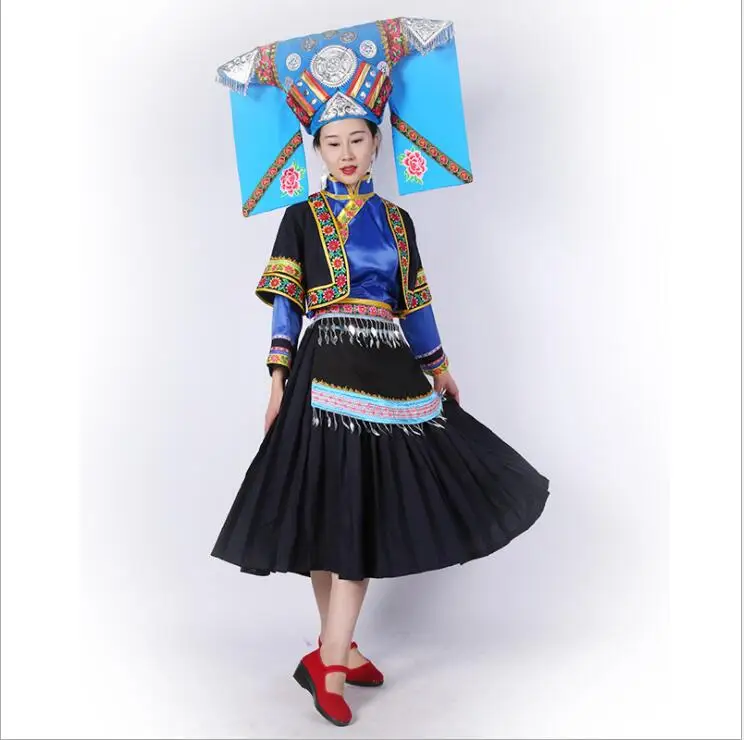 Miao Nationality Women's Clothing Hmong Minority Outfit Hat + Dress China Laos Vietnam Thailand Ethnic Minority Dance Costume
Miao Nationality Women's Clothing Hmong Minority Outfit Hat + Dress China Laos Vietnam Thailand Ethnic Minority Dance Costume