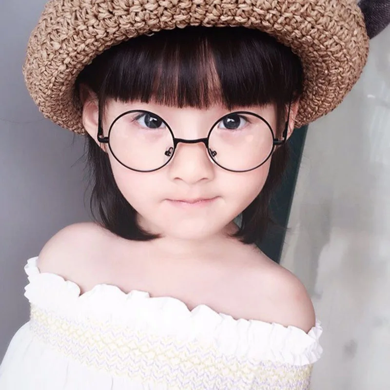 Metal Black Round Kids Sunglasses Brand little girl/boy Baby Child Glasses goggles oculos UV400 Small face Suit For 2~6 age
Metal Black Round Kids Sunglasses Brand little girl/boy Baby Child Glasses goggles oculos UV400 Small face Suit For 2~6 age