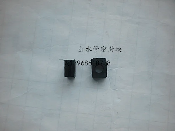 Free shipping Hangkai outboard motor spare part water seal block apply for 2 stroke 5-6hp gasoline boat engine accessories
Free shipping Hangkai outboard motor spare part water seal block apply for 2 stroke 5-6hp gasoline boat engine accessories