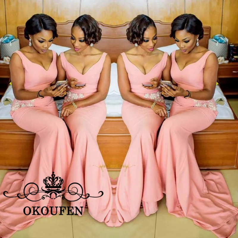 Robe demoiselle d'honneur Mermaid Pink Bridemaid Dresses Sexy V Neck Appliqued Formal Prom Party Gowns Sweep Train
Robe demoiselle d'honneur Mermaid Pink Bridemaid Dresses Sexy V Neck Appliqued Formal Prom Party Gowns Sweep Train