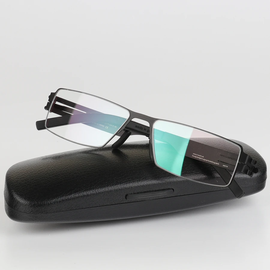 Titanium Alloy Optical Glasses Frame Men Ultralight Square Myopia Prescription Eyeglasses Solderless design Eyewear
Titanium Alloy Optical Glasses Frame Men Ultralight Square Myopia Prescription Eyeglasses Solderless design Eyewear