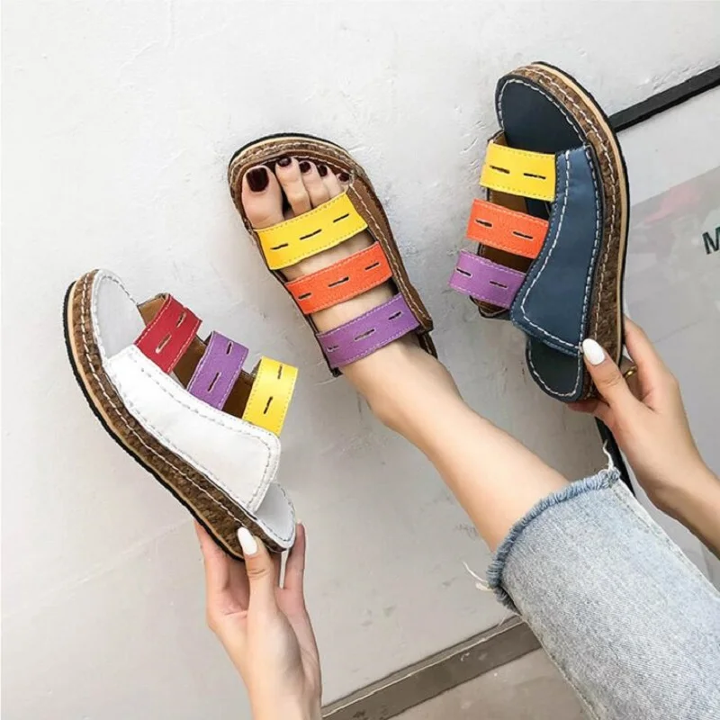 Large size matching color flip-flops for women with platform heels and fishmouth flip-flops in 2020 summer
Large size matching color flip-flops for women with platform heels and fishmouth flip-flops in 2020 summer