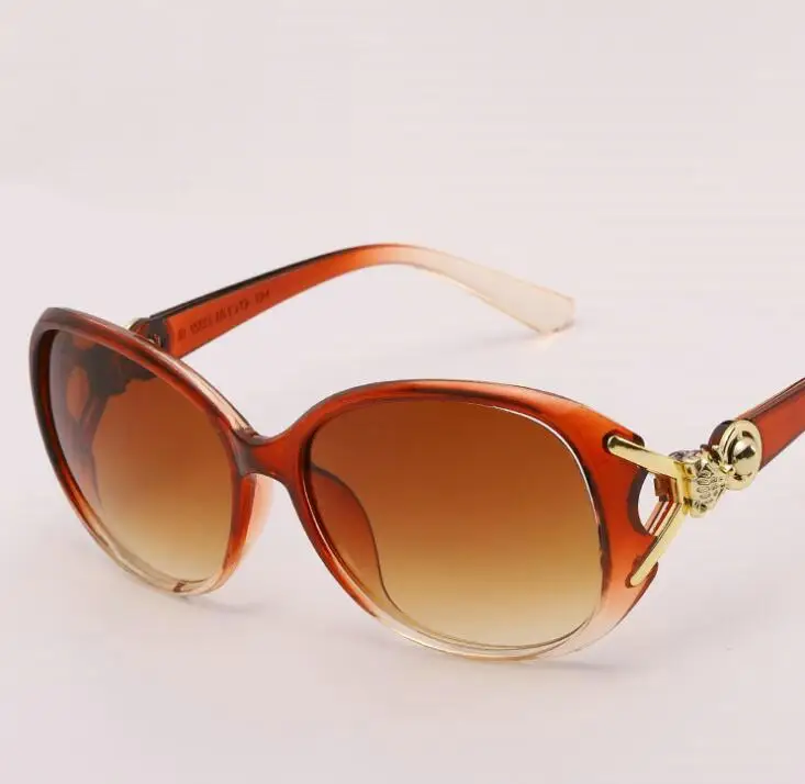Luxury Brand oversized Sunglasses Women Classic Fox Sun Glasses For Ladies Elegant Designer Goggle Sunglass sonnenbrille gafas
Luxury Brand oversized Sunglasses Women Classic Fox Sun Glasses For Ladies Elegant Designer Goggle Sunglass sonnenbrille gafas