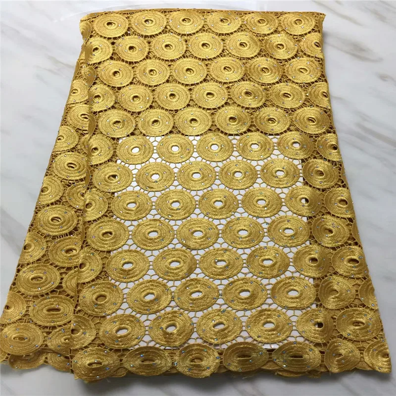 Cassiel Nigerian Lace Fabrics African Cord Lace Fabrics with stones 2018 Guipure Lace Mesh Cotton Material 5yards/lot gold color
Cassiel Nigerian Lace Fabrics African Cord Lace Fabrics with stones 2018 Guipure Lace Mesh Cotton Material 5yards/lot gold color