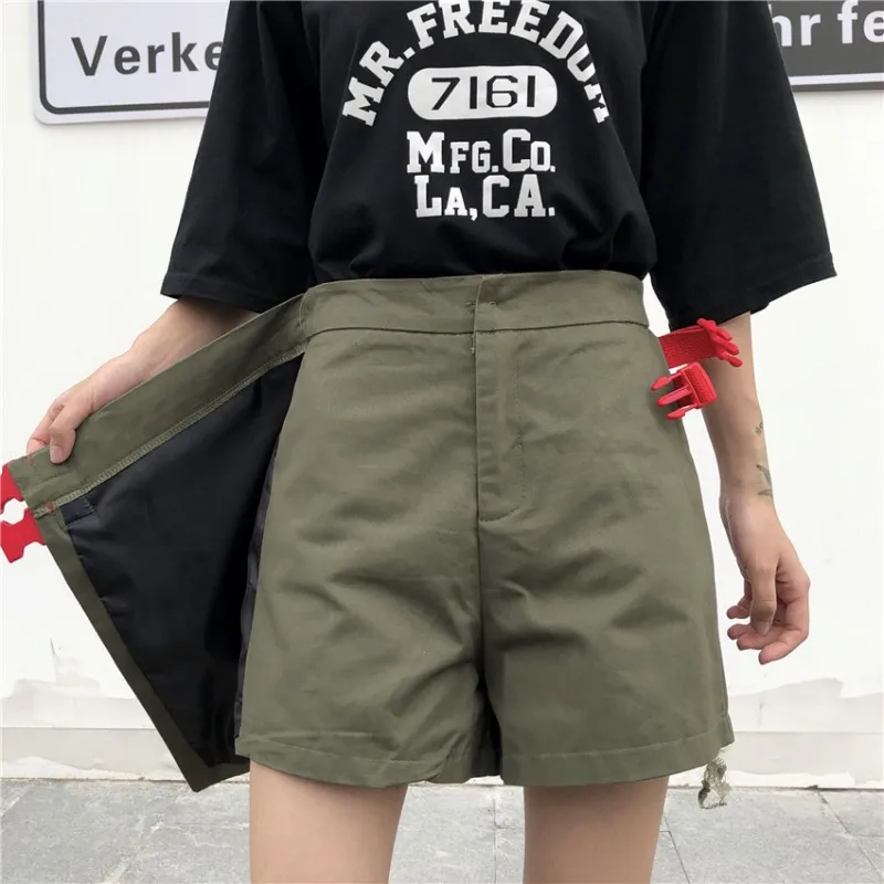 2019 Summer New Belt Cargo Shorts Ribbon Pocket Cotton Short Women Harajuku Loose Straight Wide Leg Casual High Waist Shorts
2019 Summer New Belt Cargo Shorts Ribbon Pocket Cotton Short Women Harajuku Loose Straight Wide Leg Casual High Waist Shorts
