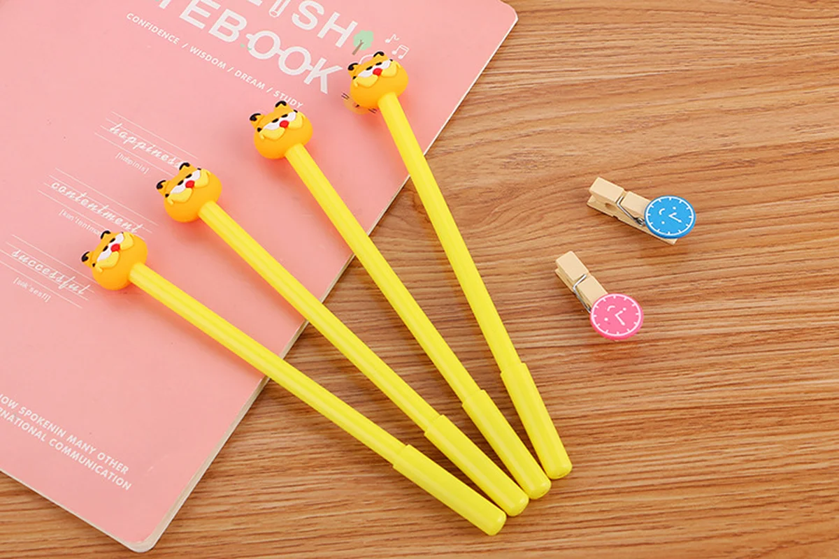 1 PCS Cartoon Garfield Neutral Black Water-based Pen Quality Office Pen Pen Lovely Students Gel Pen Cute Stationary Wholesale
1 PCS Cartoon Garfield Neutral Black Water-based Pen Quality Office Pen Pen Lovely Students Gel Pen Cute Stationary Wholesale