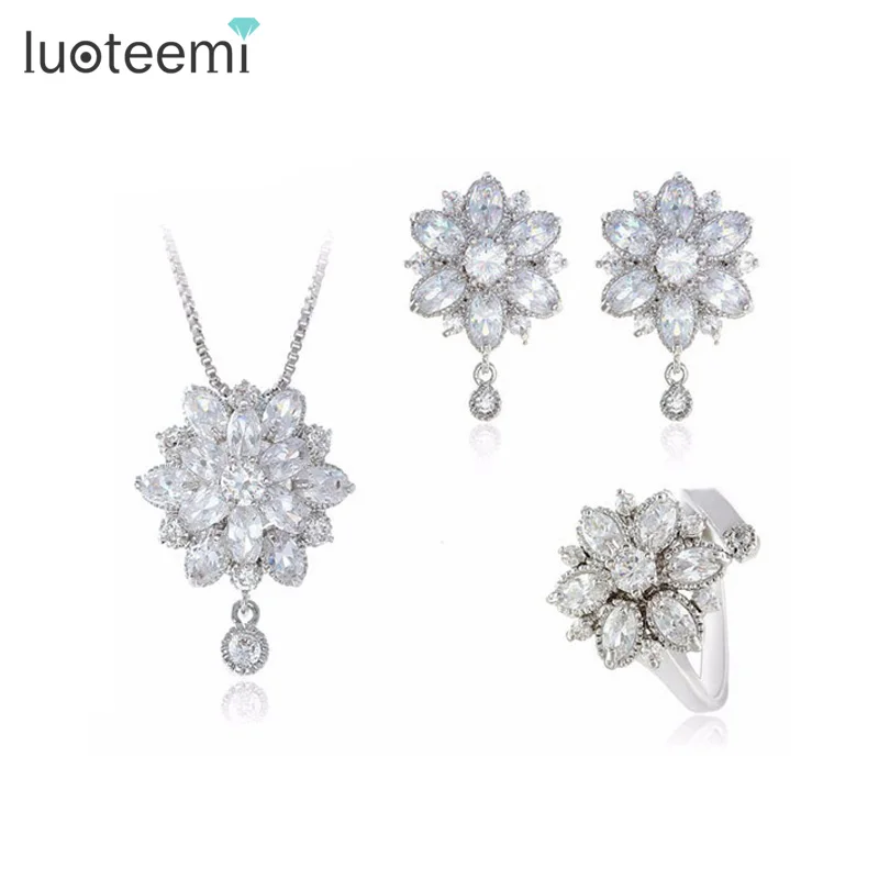 LUOTEEMI Unique Clear Cubic Zirconia Princess Luxury Women Christmas Gift Jewelry for Bridal Wedding Jewelry
LUOTEEMI Unique Clear Cubic Zirconia Princess Luxury Women Christmas Gift Jewelry for Bridal Wedding Jewelry