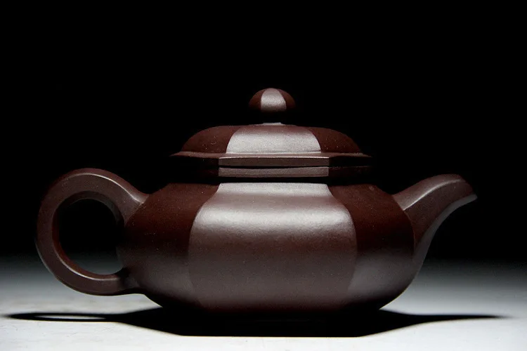 Manufacturers wholesale yixing recommended hot teacher all hand six-party Duo ball pot of kung fu tea tea set gift
Manufacturers wholesale yixing recommended hot teacher all hand six-party Duo ball pot of kung fu tea tea set gift