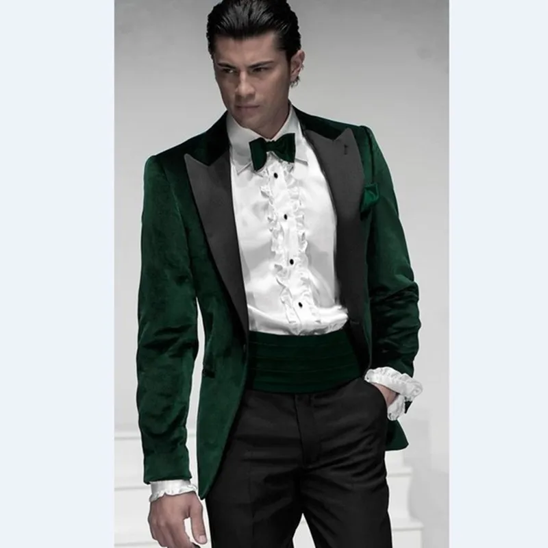 Velvet Jacket Groomsmenn Peak Black Lapel Groom Tuxedos Green Mens Suits Wedding Best Man (Jacket+Pants+Tie+Hankerchief)
Velvet Jacket Groomsmenn Peak Black Lapel Groom Tuxedos Green Mens Suits Wedding Best Man (Jacket+Pants+Tie+Hankerchief)