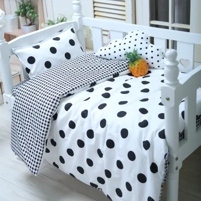 With filling! Black Dot baby crib bed linen100% cotton baby bedding set baby cot jogo ,Unpick And Wash,,Duvet/Sheet/Pillow,
With filling! Black Dot baby crib bed linen100% cotton baby bedding set baby cot jogo ,Unpick And Wash,,Duvet/Sheet/Pillow,