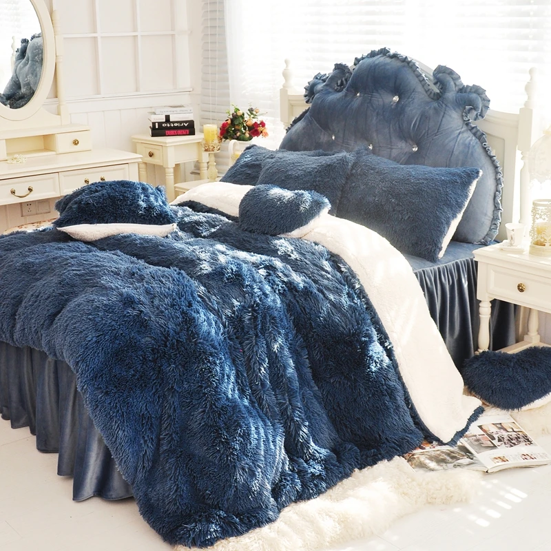 2017 4/6pcs Smooth Soft Bedlinen Fleece Fabric Twin Queen King Double bed size Winter warm Bedding Sets Princess style
2017 4/6pcs Smooth Soft Bedlinen Fleece Fabric Twin Queen King Double bed size Winter warm Bedding Sets Princess style