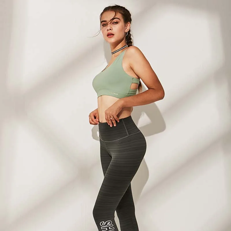 SALSPOR Women Solid Color Yoga Bra Gym Gather Sports Underwear No Rims Shockproof Quick Drying Sports Bra Running Sport Vest
SALSPOR Women Solid Color Yoga Bra Gym Gather Sports Underwear No Rims Shockproof Quick Drying Sports Bra Running Sport Vest