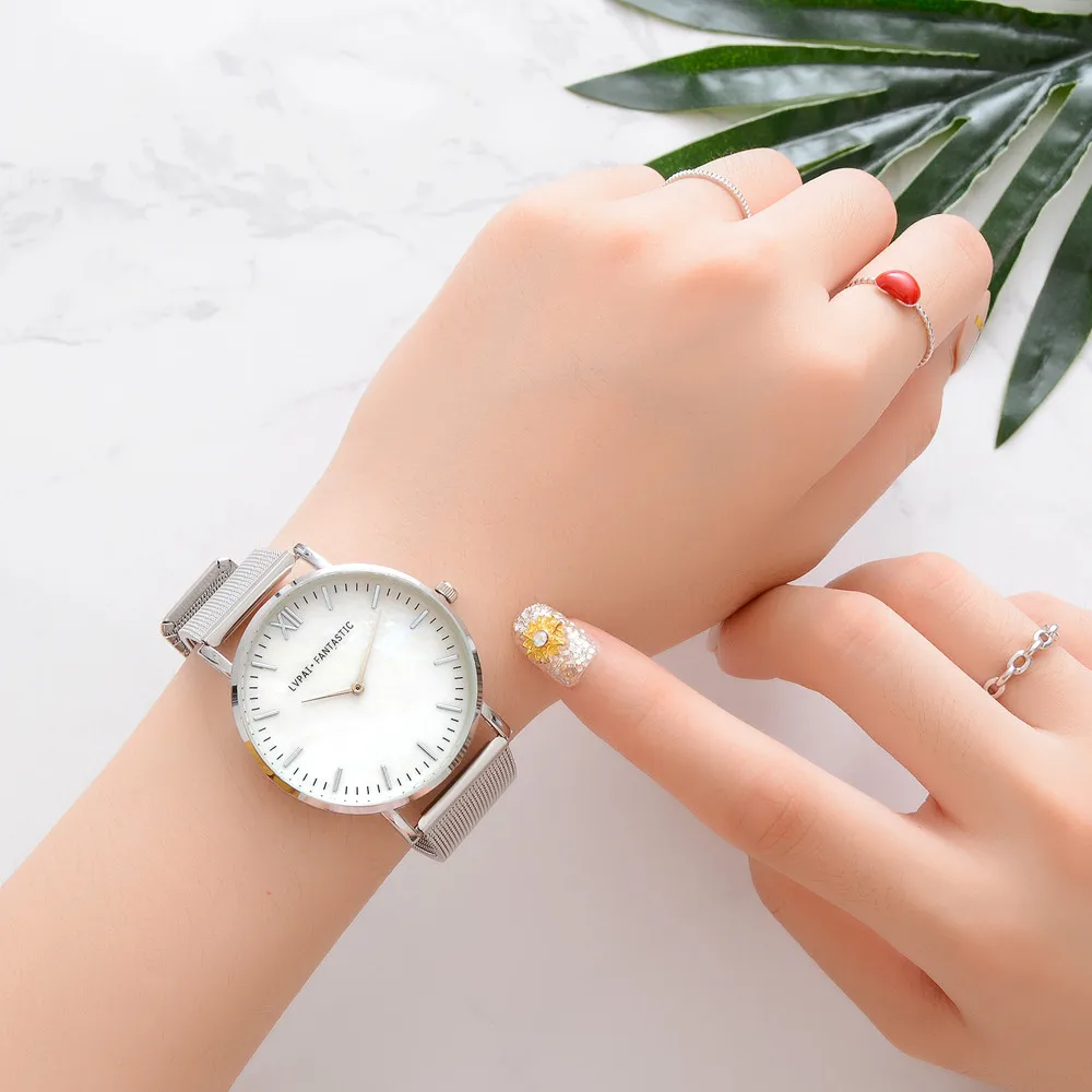 Модные наручные часы роскошные женские золотые популярные простые с цветным
