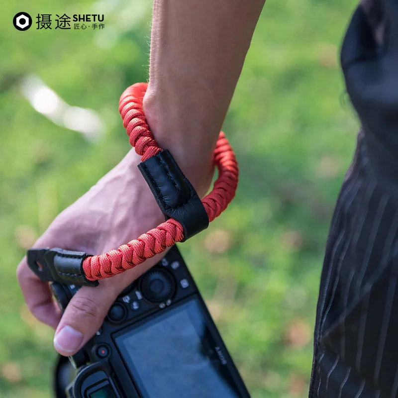 Digital Camera Wrist Strap Hand Grip Strap Wristband Adjustable Anti-lost String Easy to Install for Nikon Fuji Sony Canon
Digital Camera Wrist Strap Hand Grip Strap Wristband Adjustable Anti-lost String Easy to Install for Nikon Fuji Sony Canon