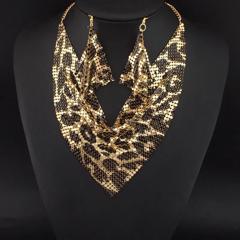 UKMOC Indian Style Shining Metal Slice Bib Choker Statement Necklaces Earring Set Party Wedding Fashion Jewelry Sets Accessories
UKMOC Indian Style Shining Metal Slice Bib Choker Statement Necklaces Earring Set Party Wedding Fashion Jewelry Sets Accessories