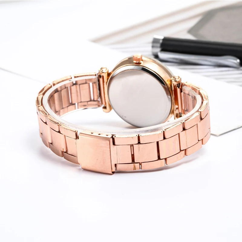 Luxury Ladies Fashion Steel Belt Quartz Watch Simple Diamond-studded Steel Quartz Watch
Luxury Ladies Fashion Steel Belt Quartz Watch Simple Diamond-studded Steel Quartz Watch