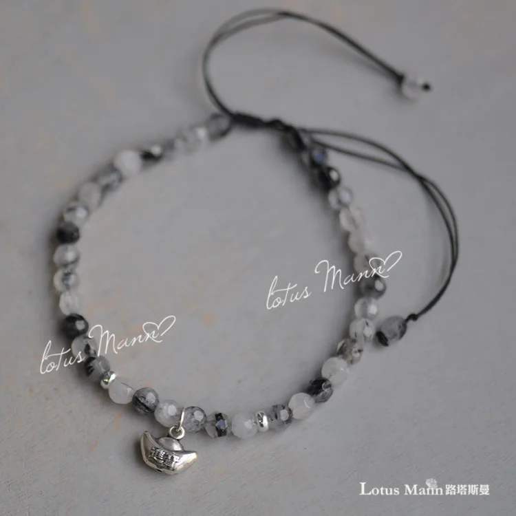 Женский браслет Lotus mann fortune black crystal 925 пробы, серебряный браслет с одним кольцом
Женский браслет Lotus mann fortune black crystal 925 пробы, серебряный браслет с одним кольцом