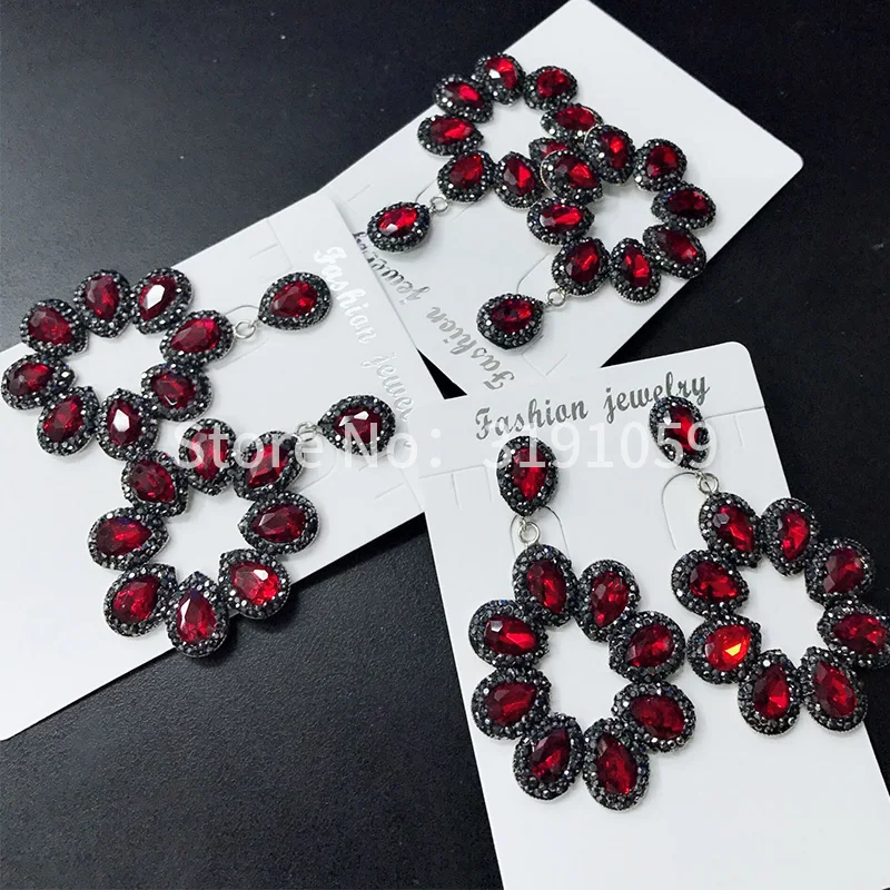 Red crystal earrings Bohemian style exaggerated hollowed-out flower fashion earrings 
Red crystal earrings Bohemian style exaggerated hollowed-out flower fashion earrings