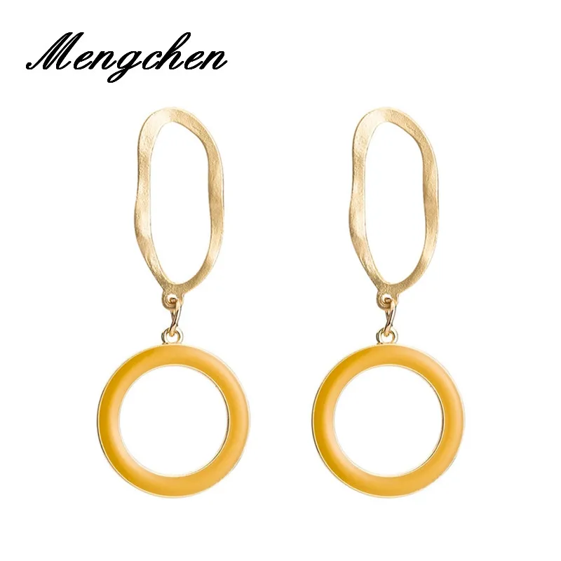 New Spring Bohemian Jewelry Metal Round Pendant Dangle Drop Earrings Hot Sale Women Jewelry Statement Earrings
New Spring Bohemian Jewelry Metal Round Pendant Dangle Drop Earrings Hot Sale Women Jewelry Statement Earrings