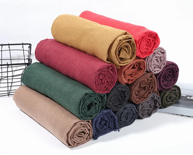 Plain Colour Cotton Muslim Hijabs Scarf Long Soft Shawl Short Tassel Women Fringe Headscarf Islamic Headband Turban 90x180cm
Plain Colour Cotton Muslim Hijabs Scarf Long Soft Shawl Short Tassel Women Fringe Headscarf Islamic Headband Turban 90x180cm