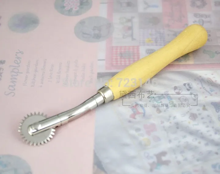 2018 Sale Sewing Foot Bias Tape Sewing Quality Pattern Tracer Tracing Wheel Needle Point Stitch Marker Fashion Designer Npt10
2018 Sale Sewing Foot Bias Tape Sewing Quality Pattern Tracer Tracing Wheel Needle Point Stitch Marker Fashion Designer Npt10