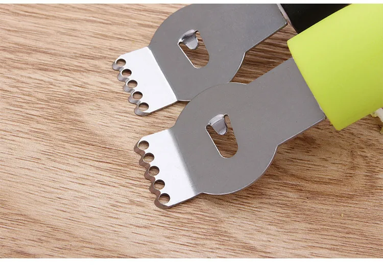 1PC Stainless Steel Fruit Peelers Lemon Orange Zester Grater Vegetable Peeler Grips Lime Zest Peeling Knife Tool KX 202
1PC Stainless Steel Fruit Peelers Lemon Orange Zester Grater Vegetable Peeler Grips Lime Zest Peeling Knife Tool KX 202