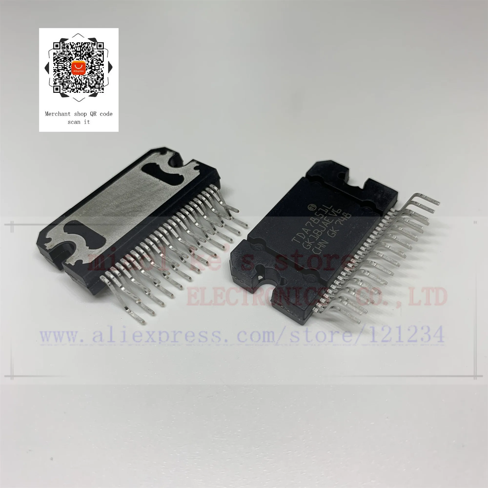 (1pcs/1lot)100%New original Car amplifier module; TDA7851l TDA7851L TDA 7851L TDA7851 L ZIP-25 - IC AMP QUAD BRIDGE FLEXIWATT25
(1pcs/1lot)100%New original Car amplifier module; TDA7851l TDA7851L TDA 7851L TDA7851 L ZIP-25 - IC AMP QUAD BRIDGE FLEXIWATT25