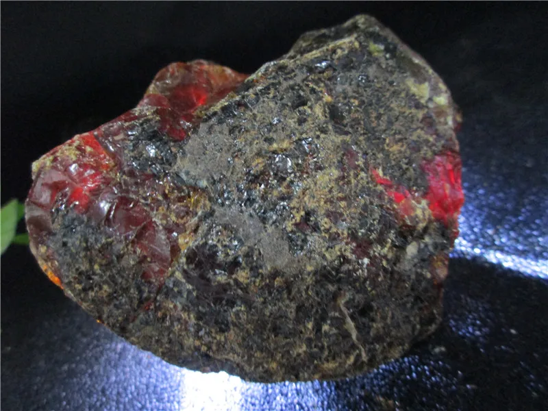 Natural Red Blood Amber Minerals Stones Perot Blood Crystal Rock Specimens Mellite Noneystone Processing of Raw Materials
Natural Red Blood Amber Minerals Stones Perot Blood Crystal Rock Specimens Mellite Noneystone Processing of Raw Materials