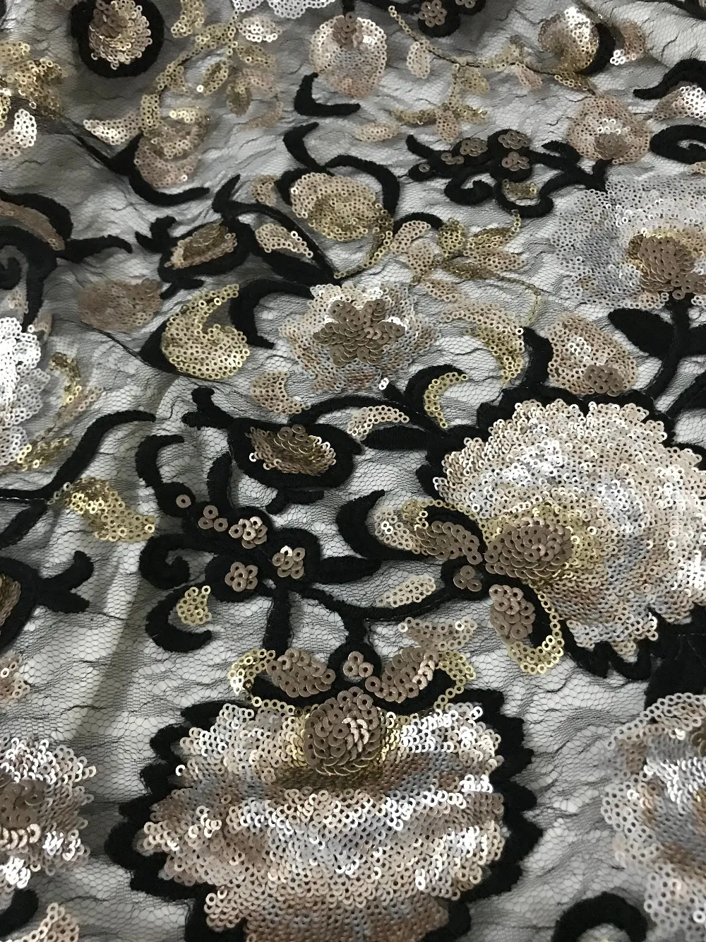 Nigeria flower sequins lace fabric high quality SYJ-6638 French embroidered net lace fabric for bridal dress
Nigeria flower sequins lace fabric high quality SYJ-6638 French embroidered net lace fabric for bridal dress