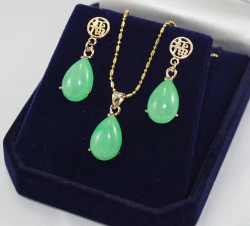 wholesale noble new jewelry 12*16mm green jade Natural earring & chain pendant jewelry set
wholesale noble new jewelry 12*16mm green jade Natural earring & chain pendant jewelry set