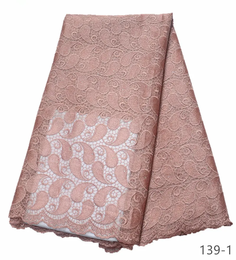 2019 Latest French Nigerian Laces Fabrics High Quality Tulle African Laces Fabric Wedding African French Tulle Lace 139
2019 Latest French Nigerian Laces Fabrics High Quality Tulle African Laces Fabric Wedding African French Tulle Lace 139