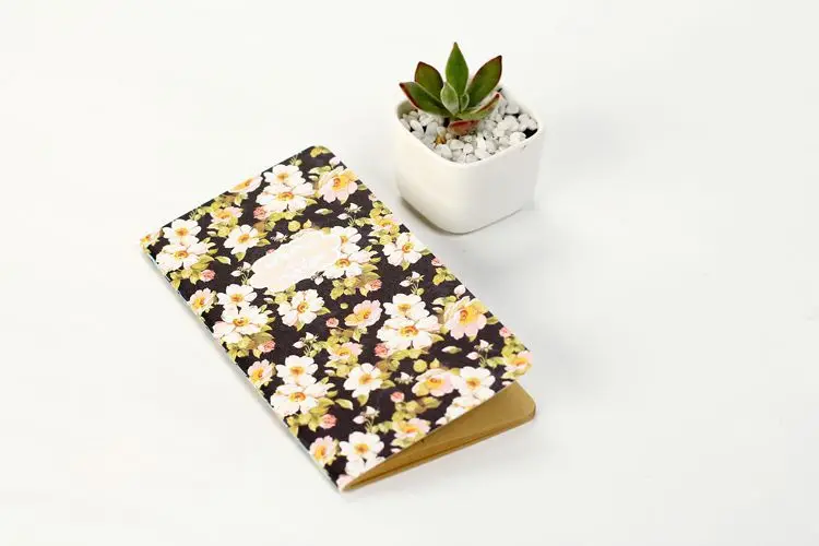 "Flower Love" Beautiful Vintage Journal Pocket Notebook Kraft Blank Freenote Diary Notepad
"Flower Love" Beautiful Vintage Journal Pocket Notebook Kraft Blank Freenote Diary Notepad