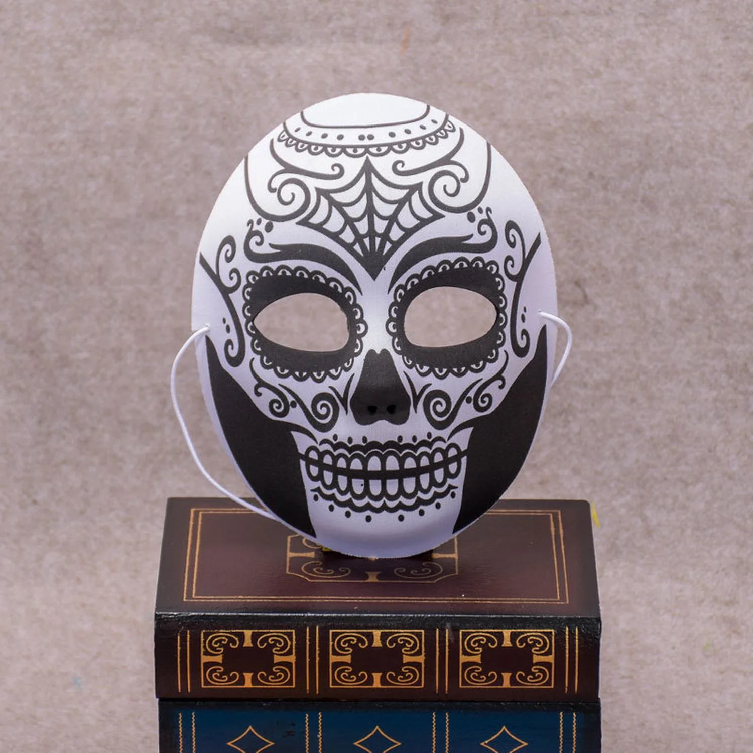 2019 Oriental Exotic Style Mask New Halloween Peking Opera Mask EVA Face Mask Hotel Decoration Pendant Cosplay Costume Accessory
2019 Oriental Exotic Style Mask New Halloween Peking Opera Mask EVA Face Mask Hotel Decoration Pendant Cosplay Costume Accessory