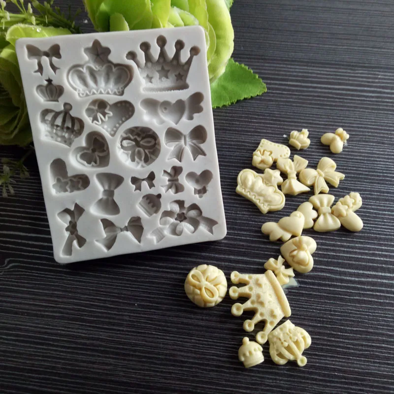 Crown bow silicone mold Cake fondant decoration mold Chocolate dough mold Cake decoration baking tools LY1-1529
Crown bow silicone mold Cake fondant decoration mold Chocolate dough mold Cake decoration baking tools LY1-1529