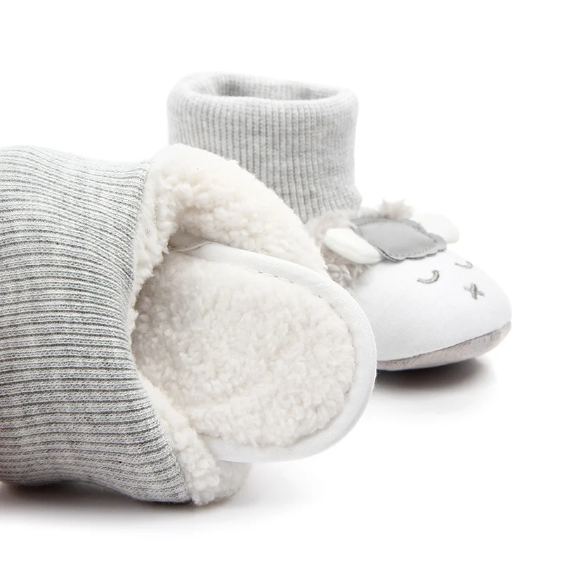 Autumn Baby Girl Shoes Cotton Casual Cartoon First Walkers Newborn Cute Non-slip Soft Soled Walking Shoe
Autumn Baby Girl Shoes Cotton Casual Cartoon First Walkers Newborn Cute Non-slip Soft Soled Walking Shoe