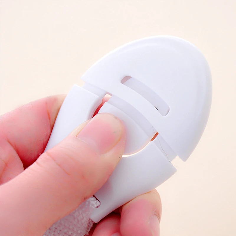Child Lock Baby Safety Protection Cabinet Lock Baby Security Products for Refrigerators Drawer Lock Kids Safety Plastic Lock
Child Lock Baby Safety Protection Cabinet Lock Baby Security Products for Refrigerators Drawer Lock Kids Safety Plastic Lock