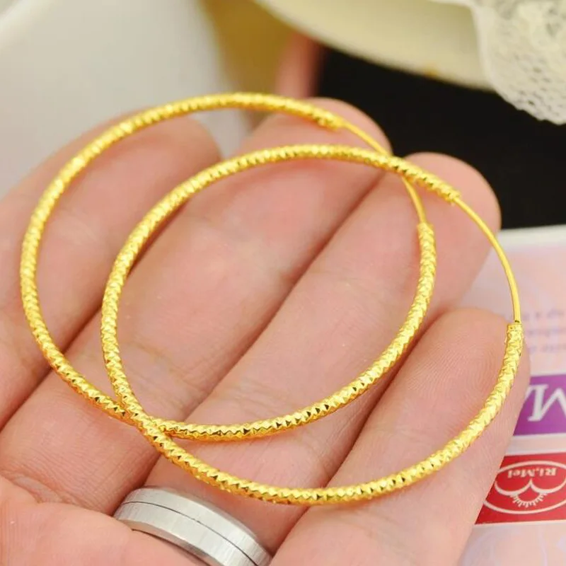 Shiny Carved Circle Earrings 18K Yellow Gold Filled Geometry Hoop Earrings for Women Gift Dia 40mm
Shiny Carved Circle Earrings 18K Yellow Gold Filled Geometry Hoop Earrings for Women Gift Dia 40mm