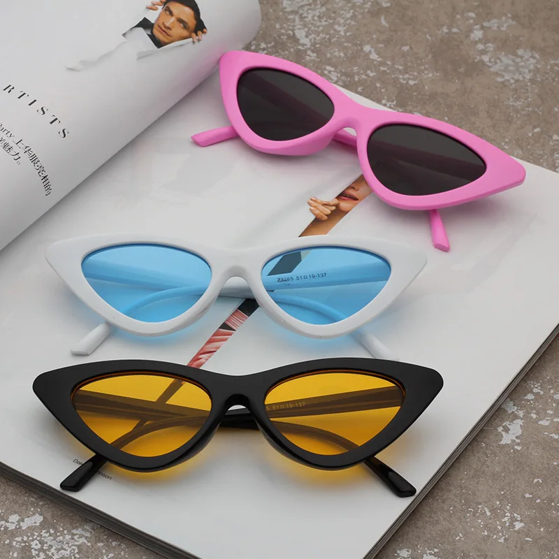 2018 Arrived Retro Cat Eye Sunglasses Women Brand Designer UV400 Vintage Cateye Sun Glasses Female Small Shades Oculos n605
2018 Arrived Retro Cat Eye Sunglasses Women Brand Designer UV400 Vintage Cateye Sun Glasses Female Small Shades Oculos n605