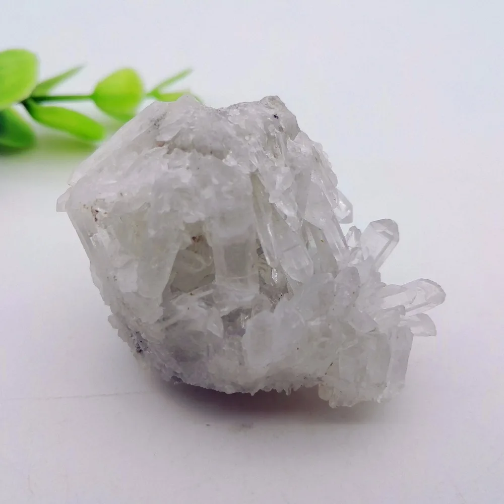 48g Natural White Crystal Druse Quartz Vug Crystal Cluster Nunatak Decoration Column Point Radiation-resistant Chakra Stone
48g Natural White Crystal Druse Quartz Vug Crystal Cluster Nunatak Decoration Column Point Radiation-resistant Chakra Stone