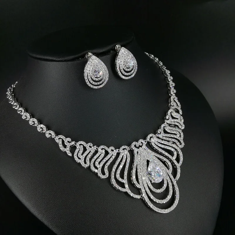 2020 new fashion OL style crystal water drop zircon necklace earring set,wedding bride dinner party dress jewelry free shipping
2020 new fashion OL style crystal water drop zircon necklace earring set,wedding bride dinner party dress jewelry free shipping