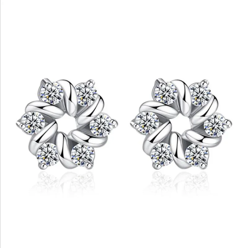 TJP Trendy Crystal Flower Girl Stud Earrings Jewelry Female Fashion Silver Plated Earrings Lady Christmas Party Accessories Gift
TJP Trendy Crystal Flower Girl Stud Earrings Jewelry Female Fashion Silver Plated Earrings Lady Christmas Party Accessories Gift
