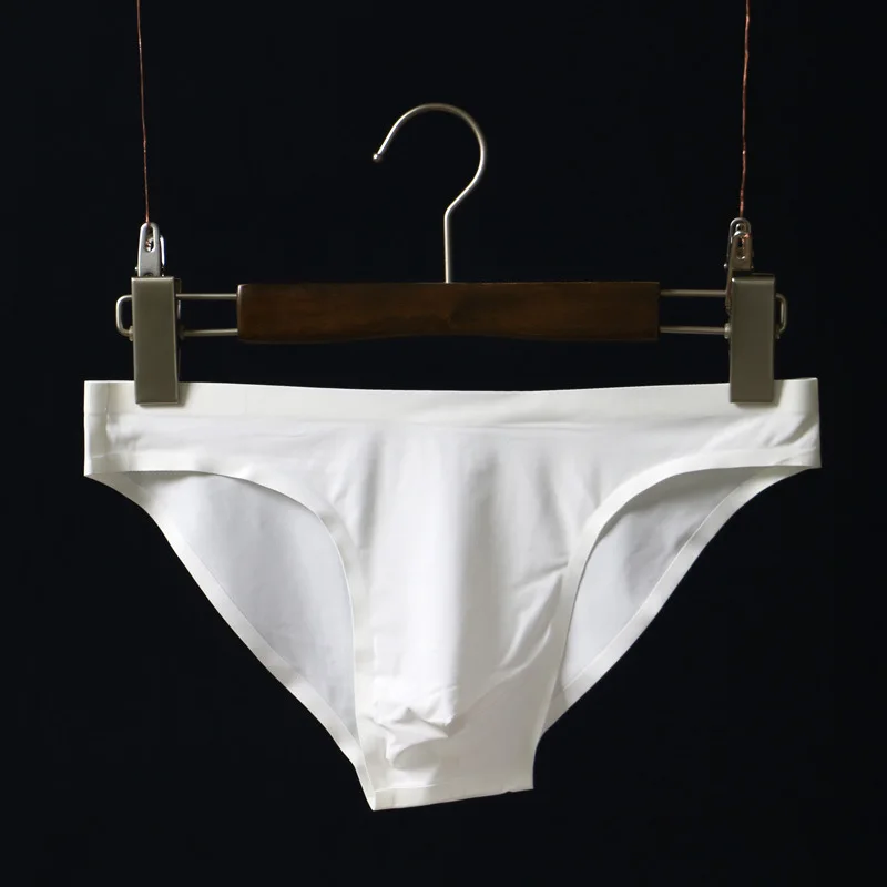 Sexy Gay Underwear Men Briefs Shorts homme Ice Silk Seamless Panties Man Solid Slim Low Waist U Convex Pouch Underpants M-XXL
Sexy Gay Underwear Men Briefs Shorts homme Ice Silk Seamless Panties Man Solid Slim Low Waist U Convex Pouch Underpants M-XXL