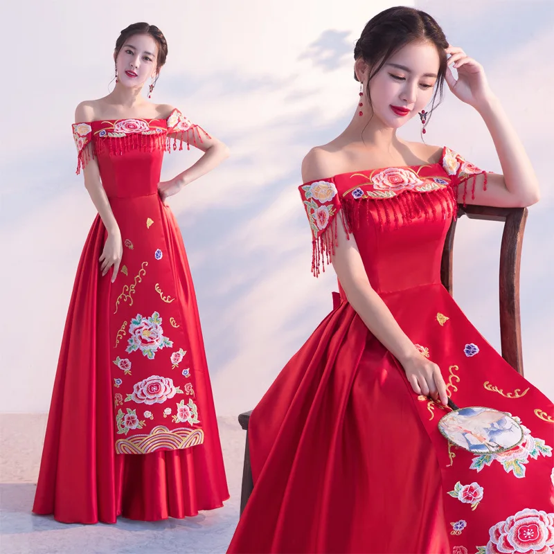 Red Off Shoulder Chinese Traditional Wedding Dress Women Elegance Satin Cheongsam Oriental Bride Dresses Party Qipao Tang Cloth
Red Off Shoulder Chinese Traditional Wedding Dress Women Elegance Satin Cheongsam Oriental Bride Dresses Party Qipao Tang Cloth